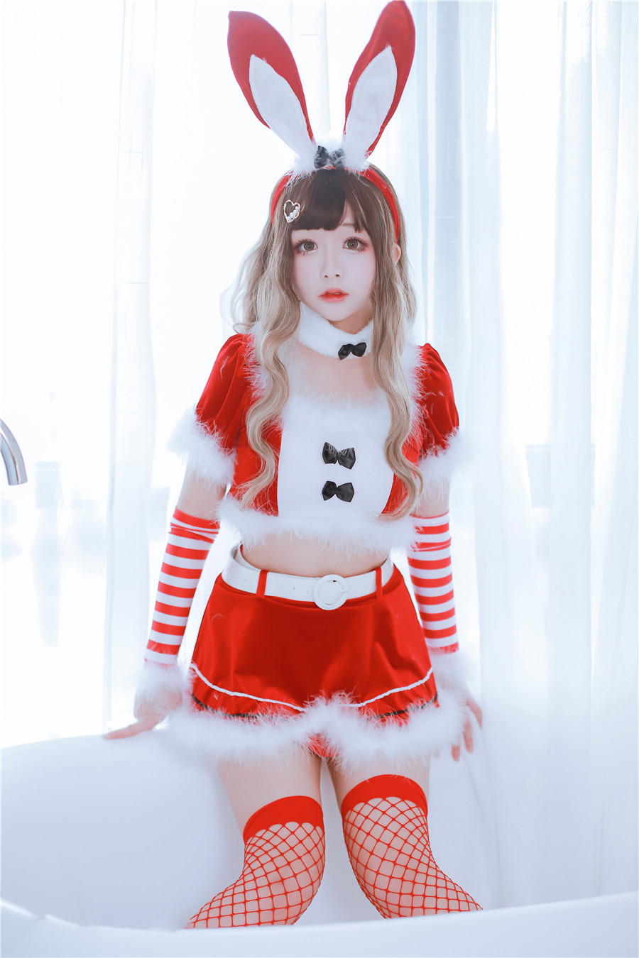 【在线看】兔玩映画 VOL.034 圣诞兔子 [38P] 精选