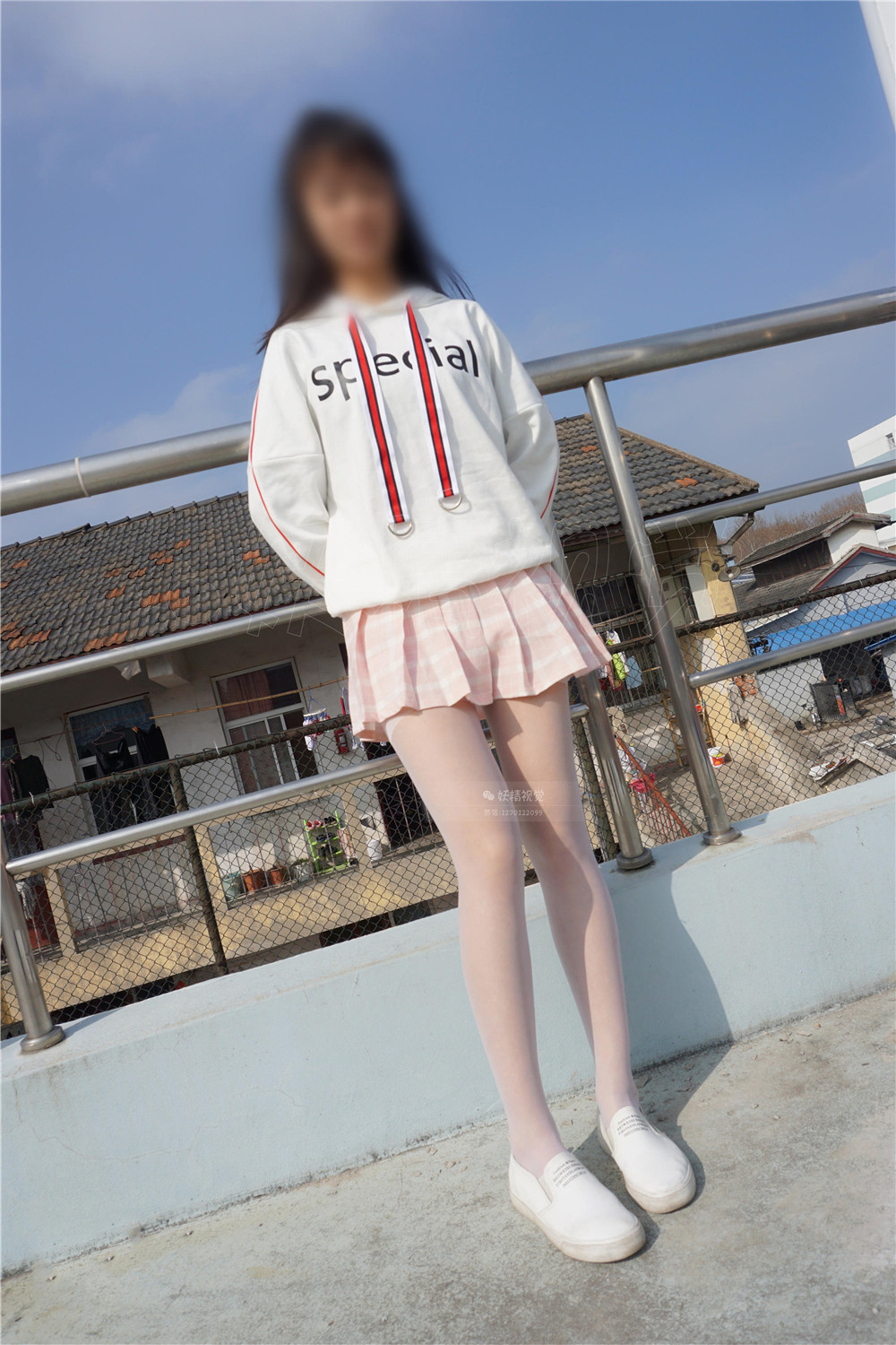 【在线看】[妖精视觉] NO.027 妮妮 少女的百褶裙（第一期） [69P]