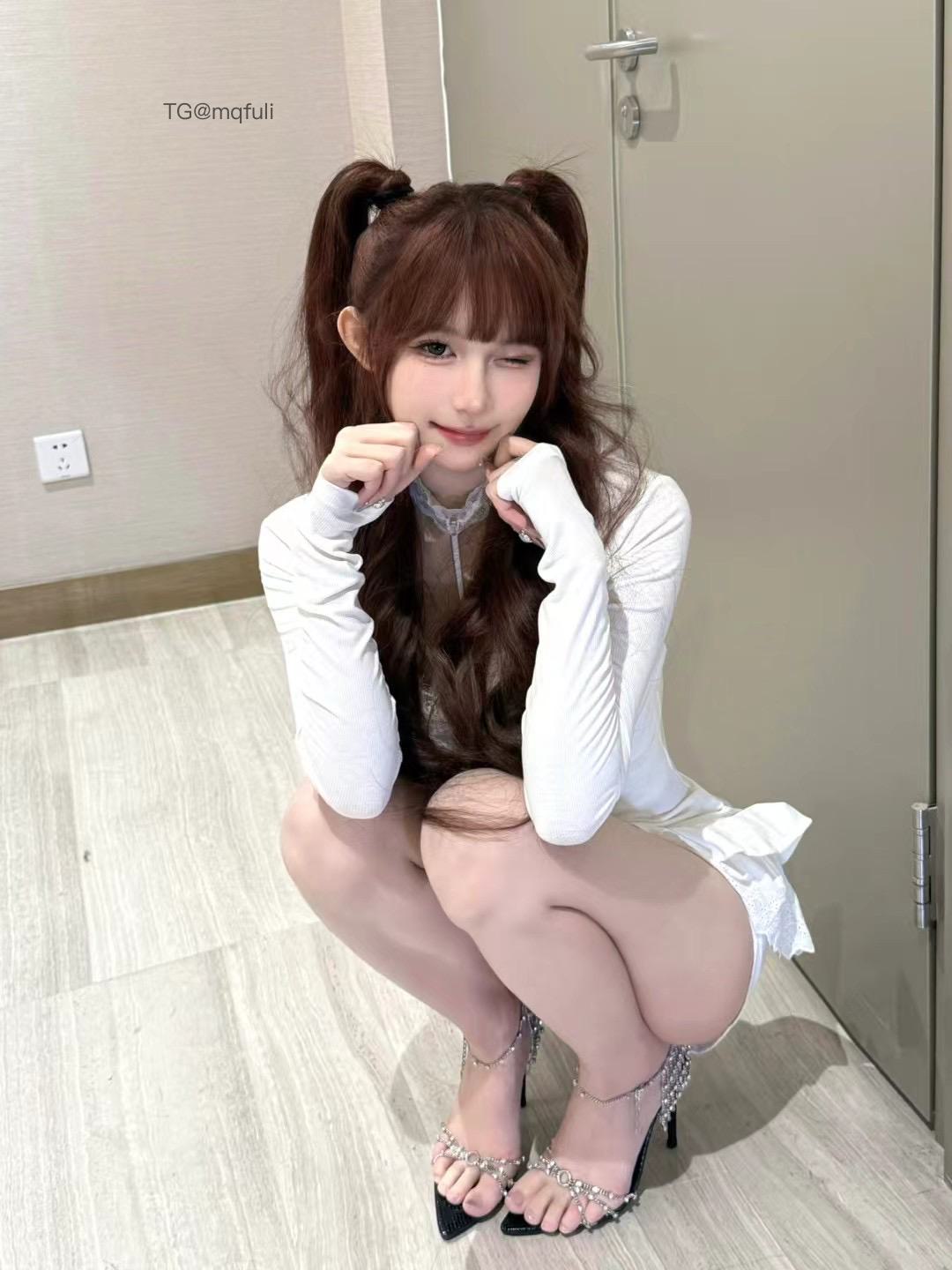 【在线看】抖音 超蓝布罗莉 铁粉空间 NO.011期 【8P1V】-写真喵 【在线看】抖音 超蓝布罗莉 铁粉空间 NO.011期 【8P1V】