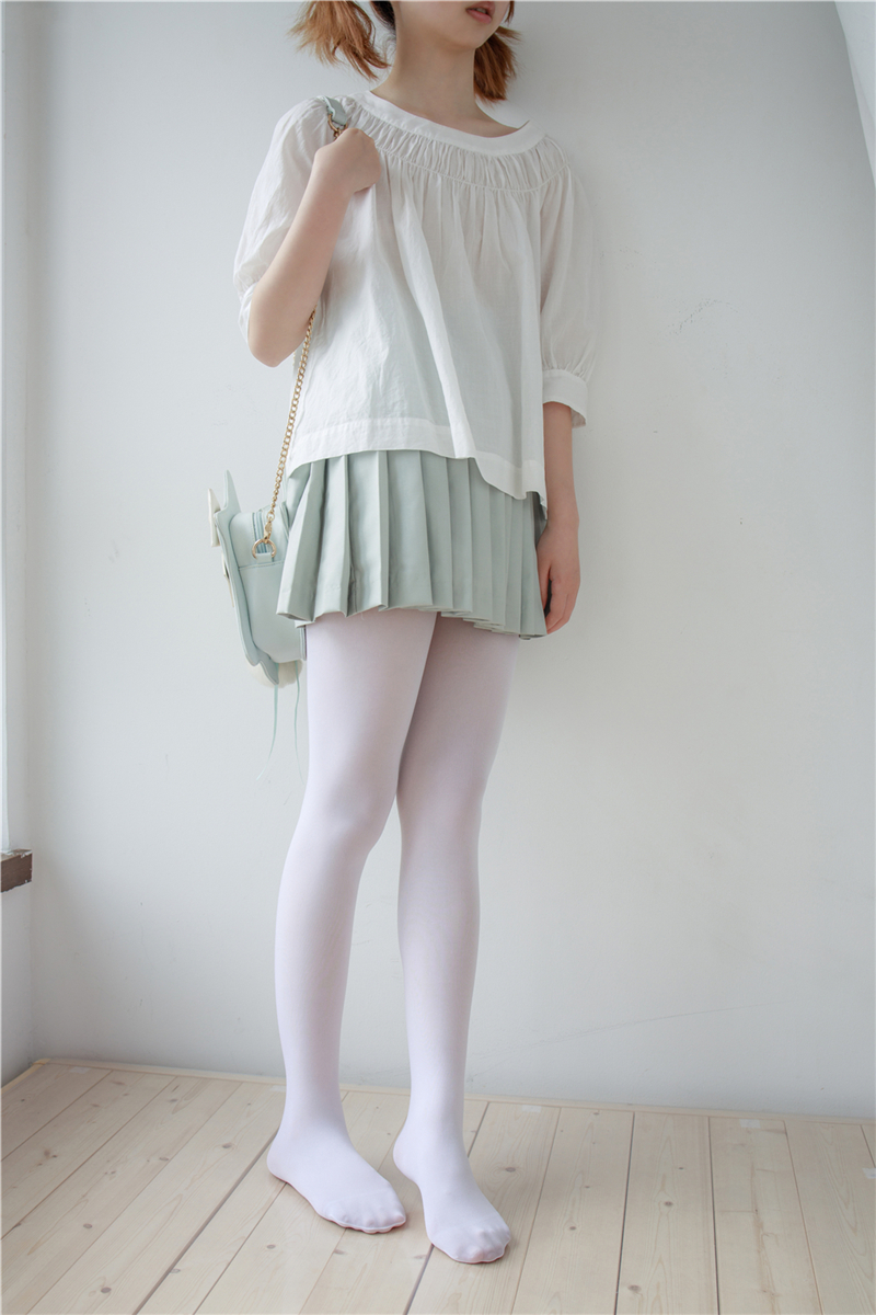 【在线看】JKFUN-009 默陌 [105P1V]