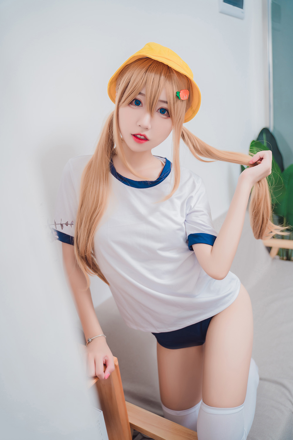 【在线看】兔玩映画 VOL.001 黄帽女孩 [40P] 精选