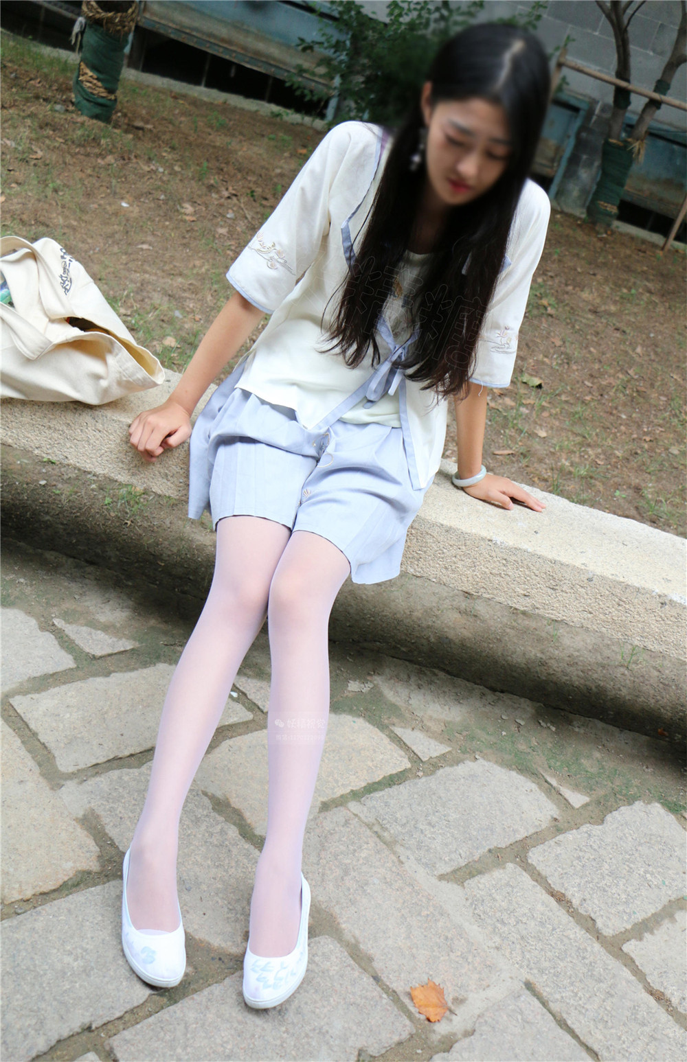 【在线看】[妖精视觉] NO.078 甜甜 古时也穿丝袜？ [50P]