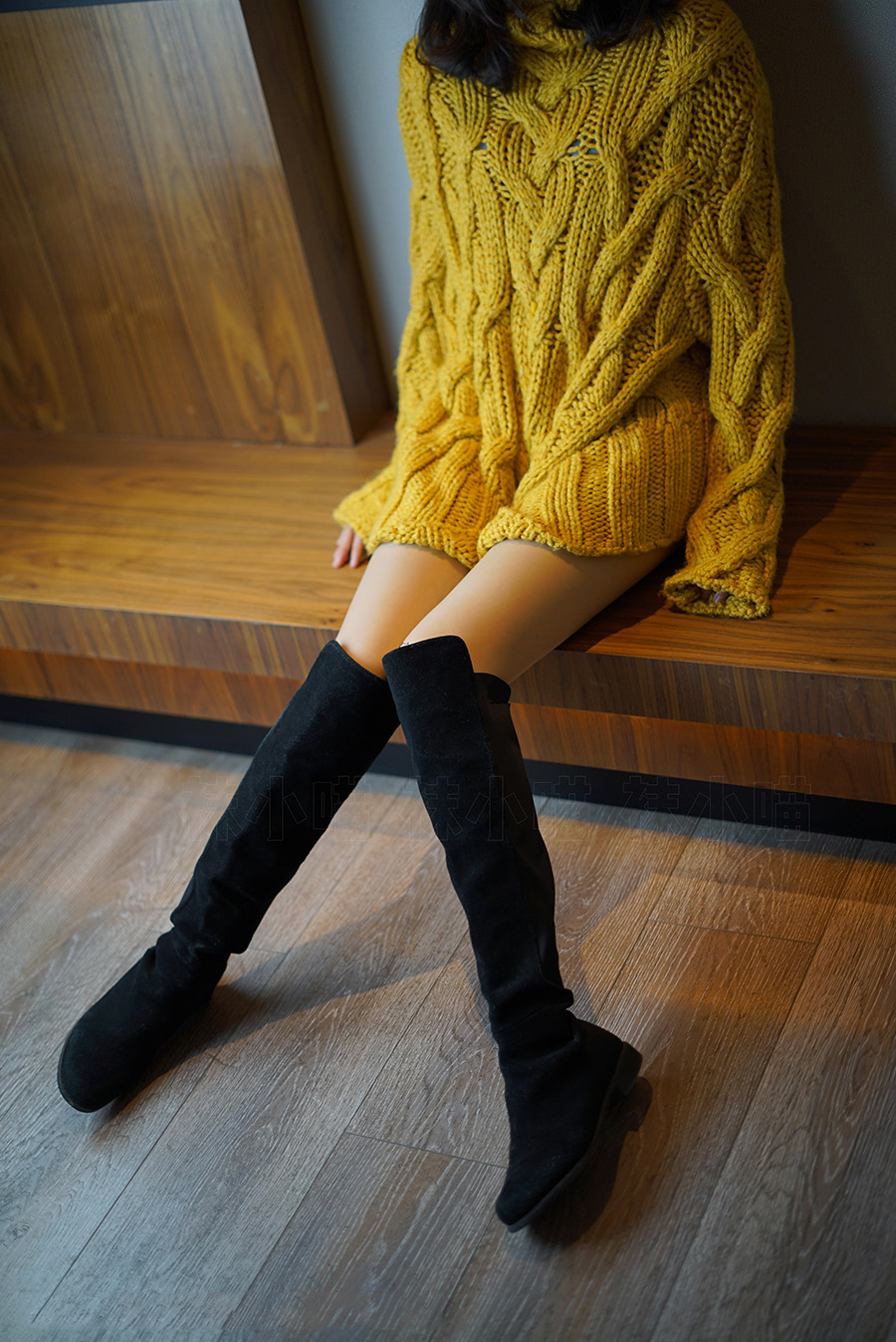 【在线看】袜小喵 KT088《毛衣与靴》-写真喵 【在线看】袜小喵 KT088《毛衣与靴》