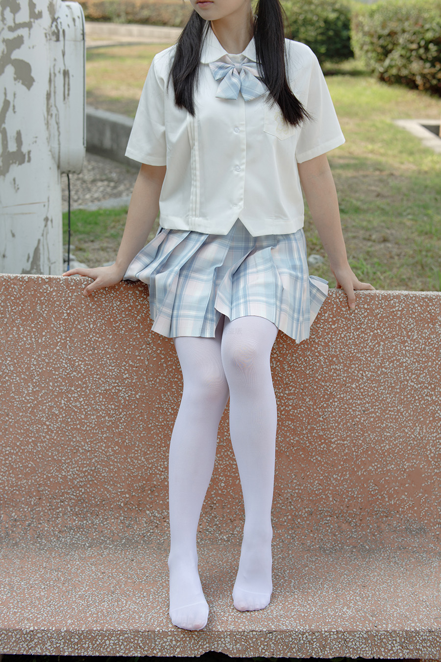 【在线看】森萝财团 有料 01 [64P]