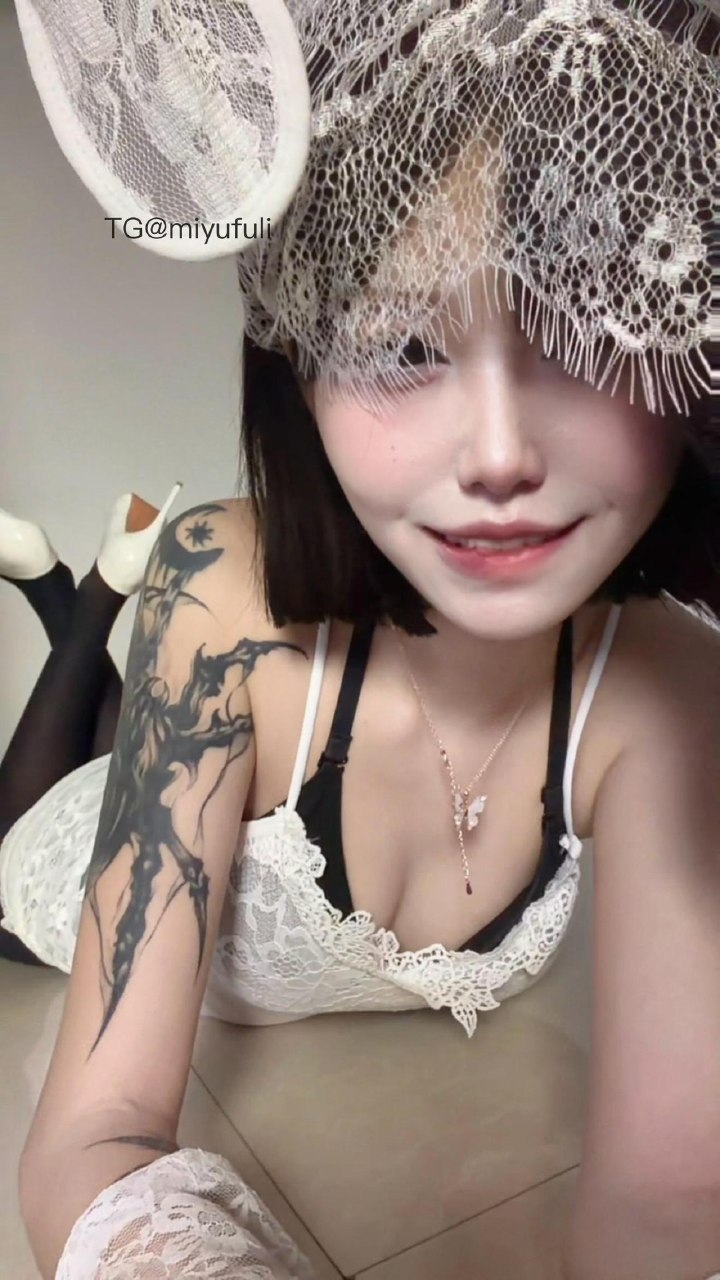 【在线看】抖音 小哭包不哭 岛遇 NO.013期 【7P】