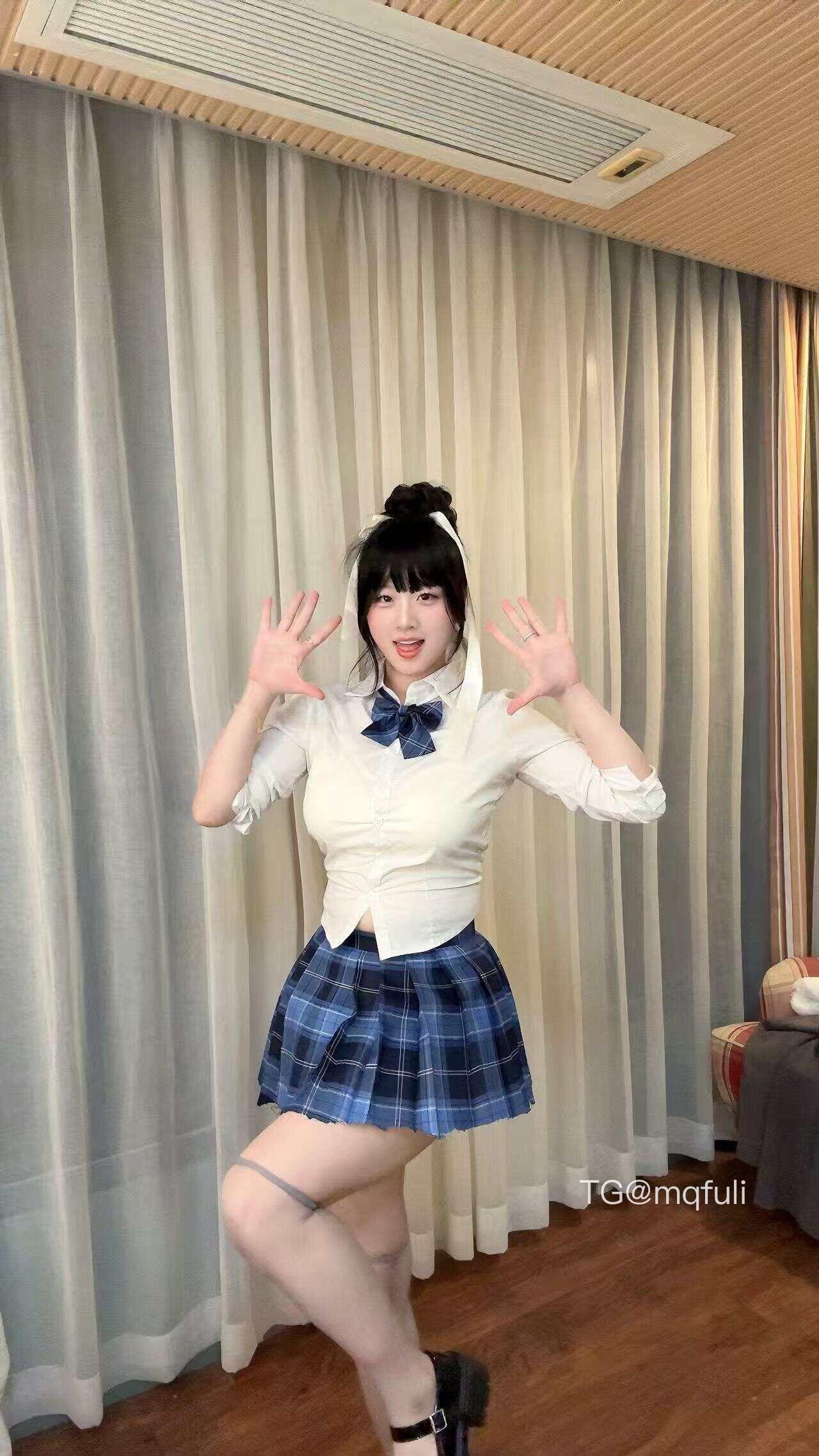 【在线看】抖音 雅思把我杀了 岛遇 NO.001期 【25P13V】-写真喵 【在线看】抖音 雅思把我杀了 岛遇 NO.001期 【25P13V】